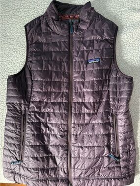 Patagonia Nano Puff Vest in Plum